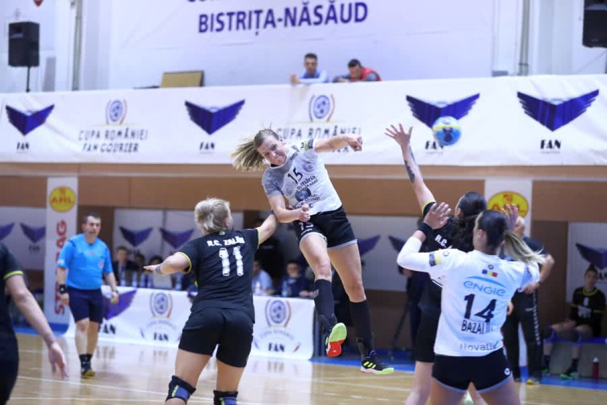 CSM București - HC Zalău 27-23 // FOTO O repriză a fost de ajuns » CSM București s-a calificat fără emoții în finala Cupei României