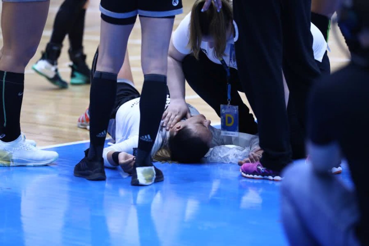 CSM București - HC Zalău 27-23 // FOTO O repriză a fost de ajuns » CSM București s-a calificat fără emoții în finala Cupei României