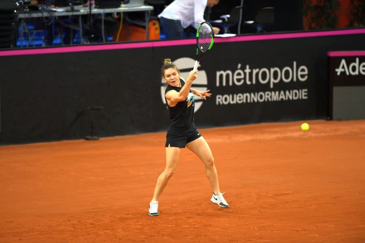 FRANȚA - ROMÂNIA 1-1, FED CUP // SIMONA HALEP - CAROLINE GARCIA » VIDEO+FOTO Imagini în exclusivitate cu Simona Halep, cu o oră înaintea meciului cu Garcia