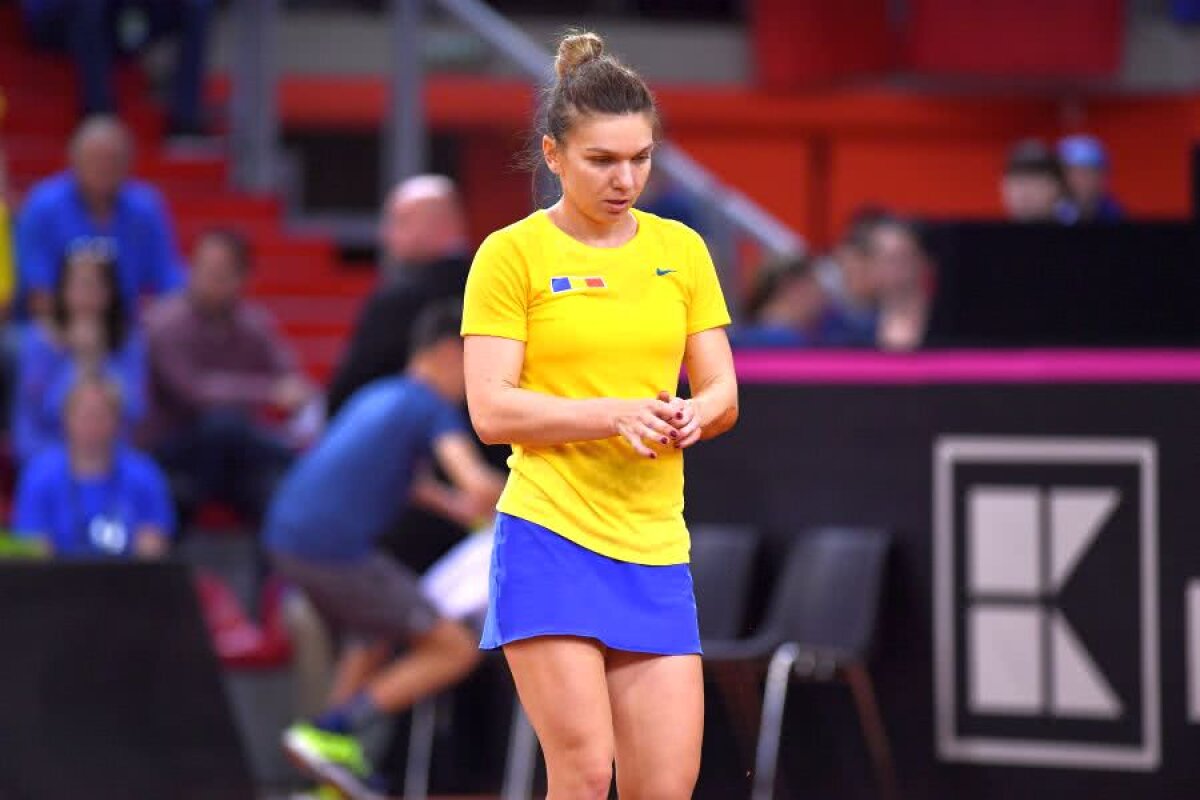 SIMONA HALEP - CAROLINE GARCIA // FOTO Momente tensionate în finalul primului set: Halep, plină de nervi după ce a alunecat pe zgură + Francezii au huiduit-o!