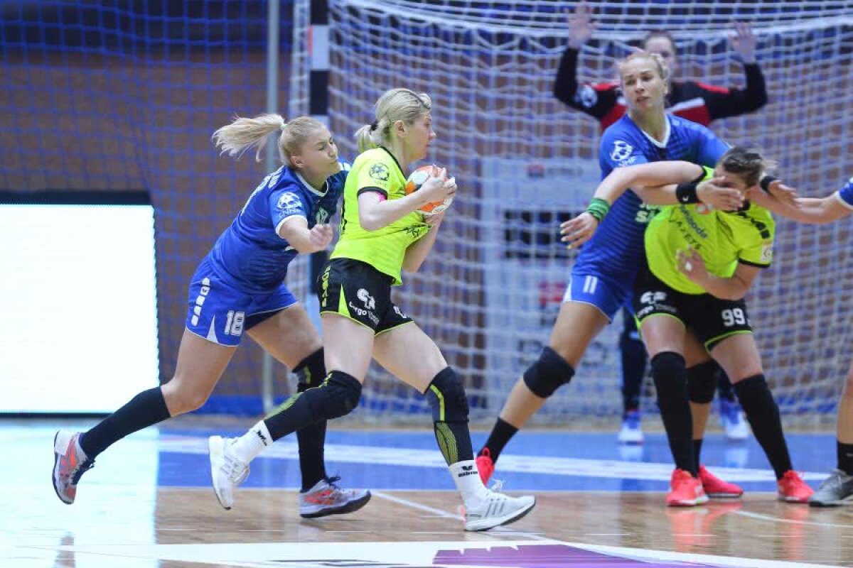 HC Zalău - Măgura Cisnădie 30-24 // FOTO Zalăul a câștigat la pas disputa cu Măgura Cisnădie și are șanse mari să joace în Cupa EHF