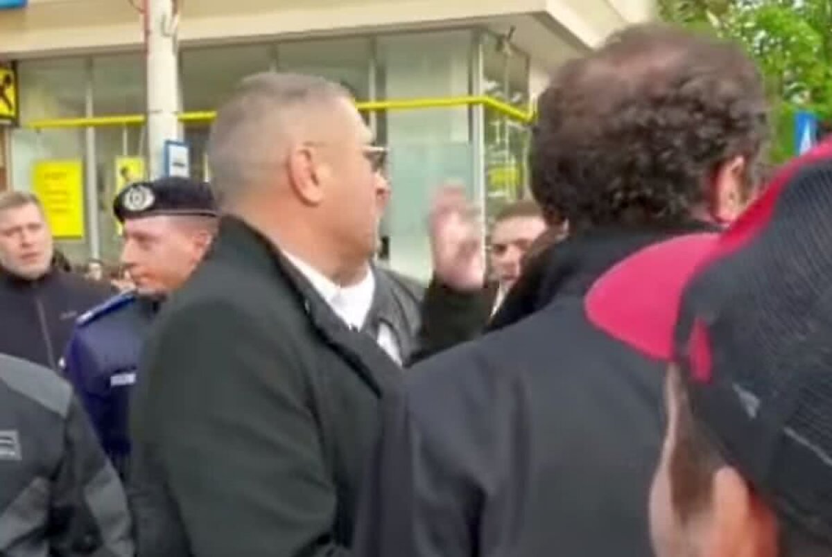 VIDEO Vasile Cîtea, președintele Federației de Box, reacție agresivă la adresa unui protestatar, la mitingul din Iași al lui Liviu Dragnea