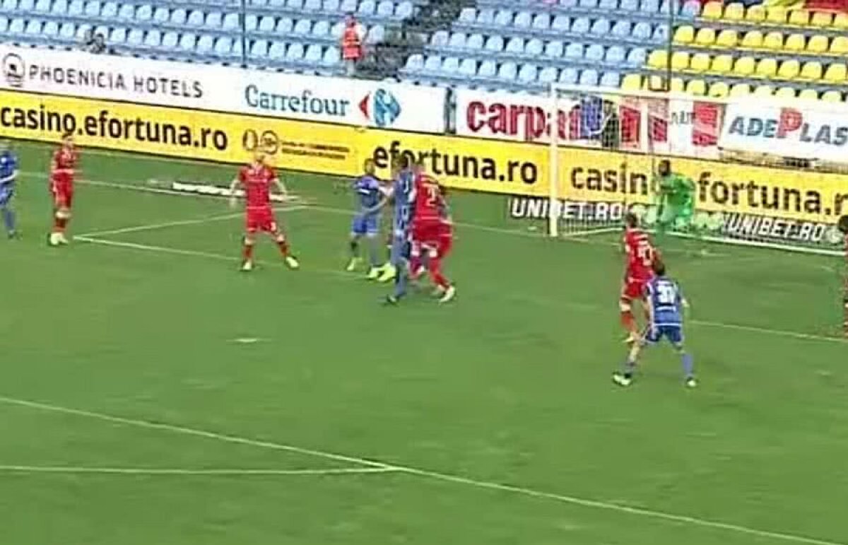 FC VOLUNTARI - DINAMO // FOTO Trei penalty-uri neacordate în Voluntari - Dinamo! Verdictul dat de Ion Crăciunescu