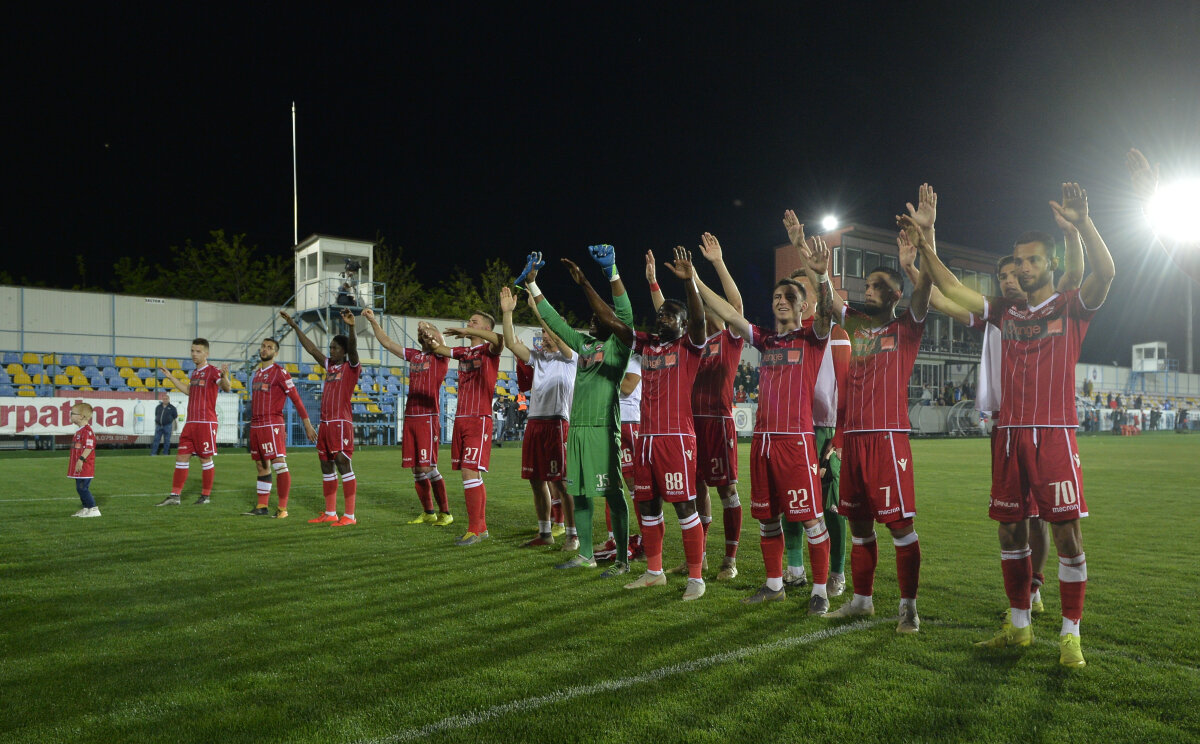 FC VOLUNTARI - DINAMO 1-2 // FOTO + VIDEO „Câinii” câștigă pe final un meci anost, salvat de ultimele 10 minute: Ricardo Grigore și Montini au adus victoria