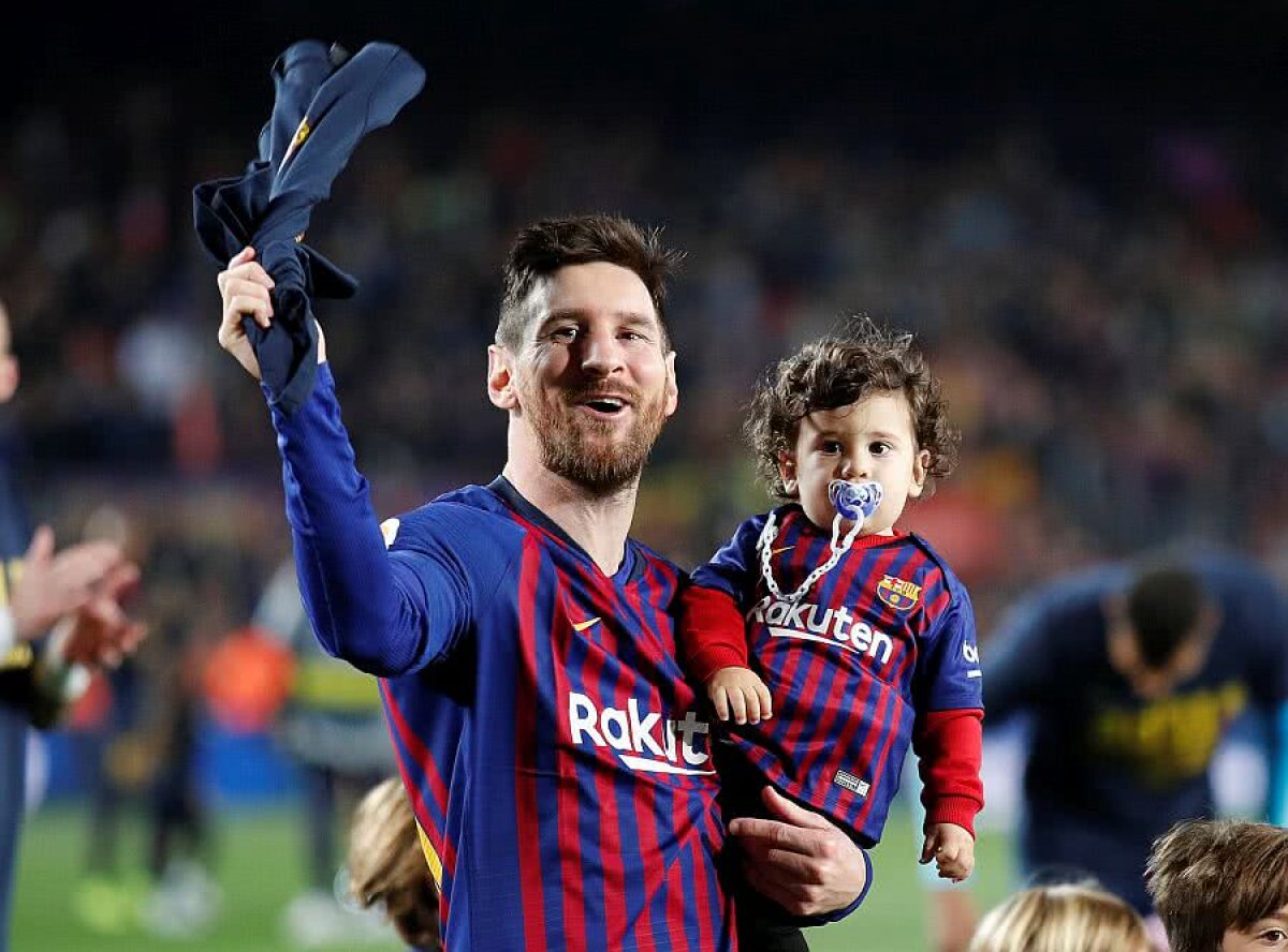 VIDEO + FOTO Barcelona, campioană în Spania! Messi a adus victoria cu Levante și titlul #26 » Petrecere pe teren la final