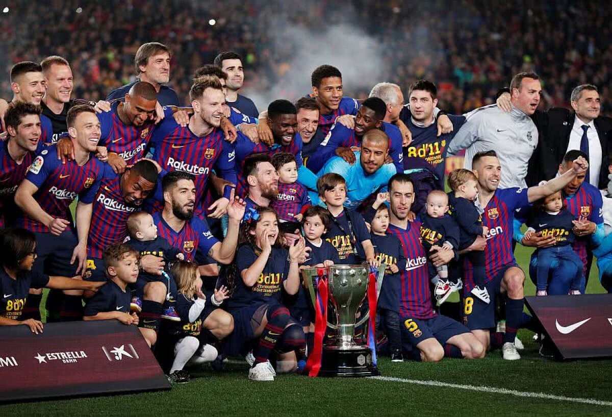 VIDEO + FOTO Barcelona, campioană în Spania! Messi a adus victoria cu Levante și titlul #26 » Petrecere pe teren la final