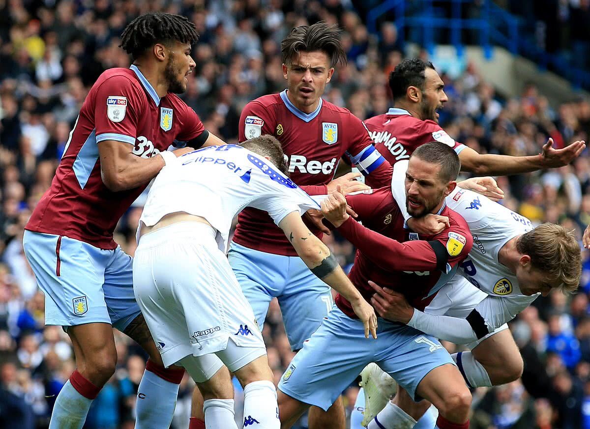 LEEDS - ASTON VILLA 1-1 // VIDEO+FOTO Scene uluitoare în Anglia: „N-am mai văzut niciodată așa ceva!” » Marcelo Bielsa le-a ordonat jucătorilor să-i lase pe adversari să înscrie!