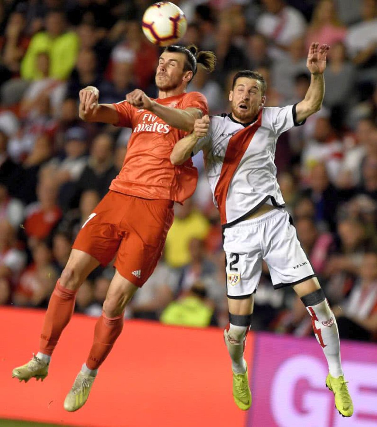 Rayo Vallecano - Real Madrid 1-0 // VIDEO+FOTO Zinedine Zidane, în culmea furiei: ”Ăsta nu e fotbal. Mi-e imposibil să-mi mai apăr jucătorii. Să se termine odată sezonul!”