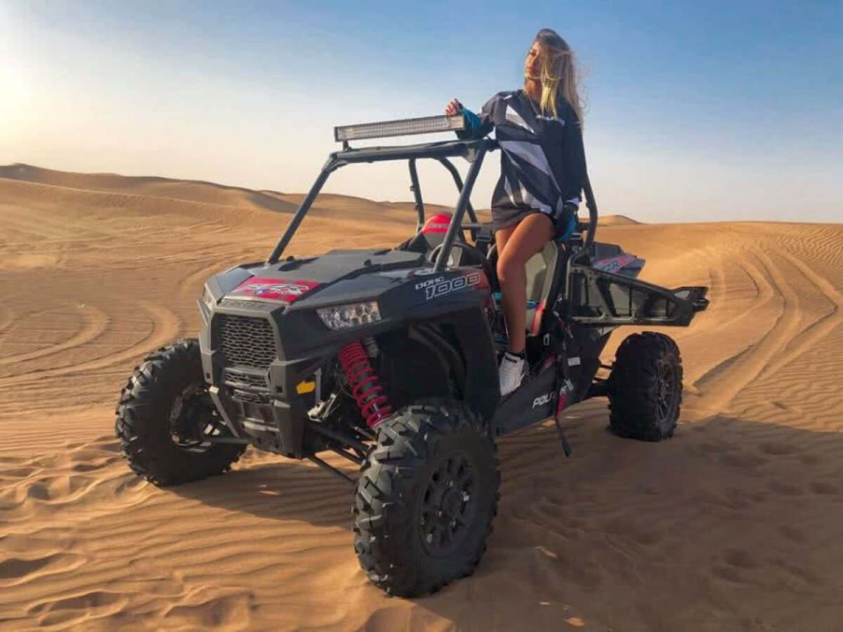 GALERIE FOTO Denis Alibec, plimbare romantică la mare cu iubita Valentina » Cum arată partenera atacantului de la Astra