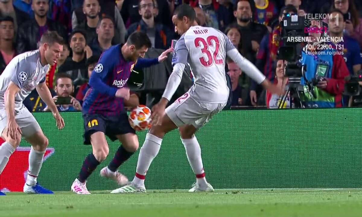 BARCELONA - LIVERPOOL 3-0 // VIDEO+FOTO Messi a cerut penalty în prima repriză, dar arbitrul nici nu l-a băgat în seamă » Verdictul tranșant al lui Ion Crăciunescu