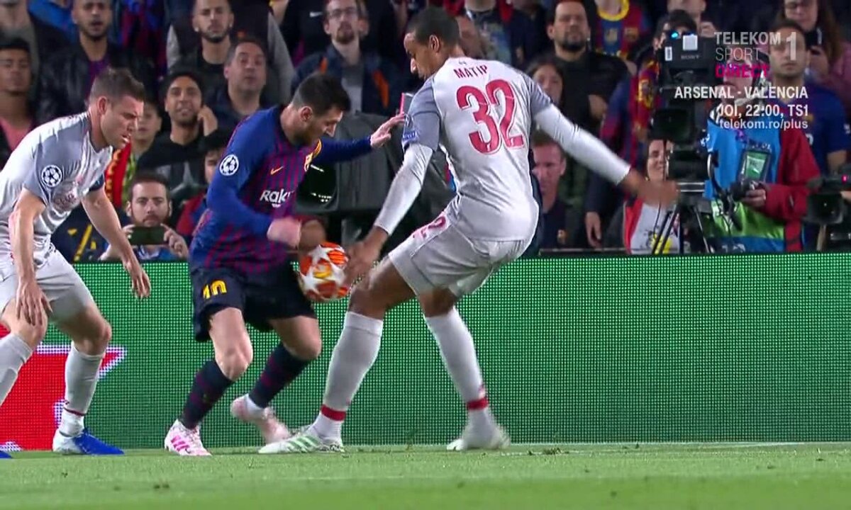 BARCELONA - LIVERPOOL 3-0 // VIDEO+FOTO Messi a cerut penalty în prima repriză, dar arbitrul nici nu l-a băgat în seamă » Verdictul tranșant al lui Ion Crăciunescu