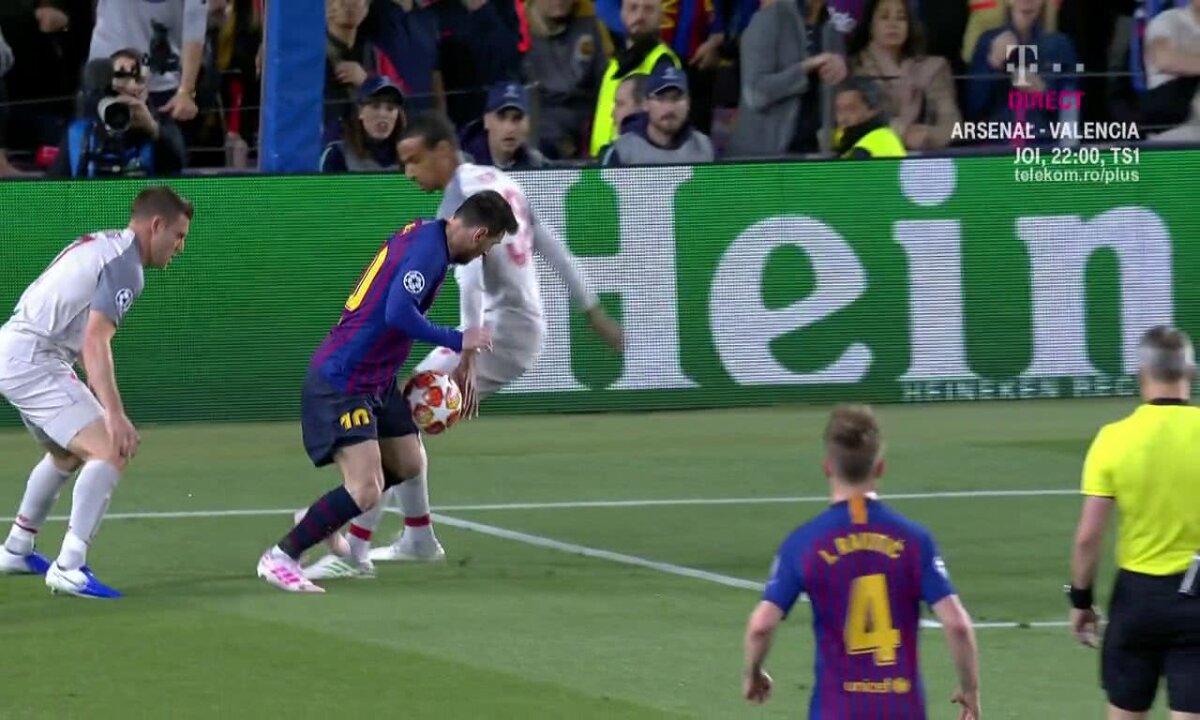 BARCELONA - LIVERPOOL 3-0 // VIDEO+FOTO Messi a cerut penalty în prima repriză, dar arbitrul nici nu l-a băgat în seamă » Verdictul tranșant al lui Ion Crăciunescu