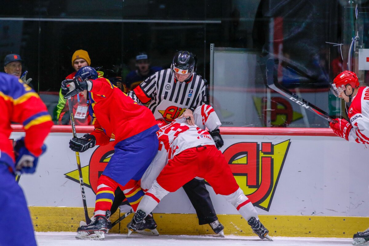 ROMÂNIA - POLONIA 3-2 // VIDEO+FOTO La două meciuri de promovare! „Naționala” de hochei a învins și Polonia, principala rivală, după un meci dramatic » Ce urmează pentru „tricolori”