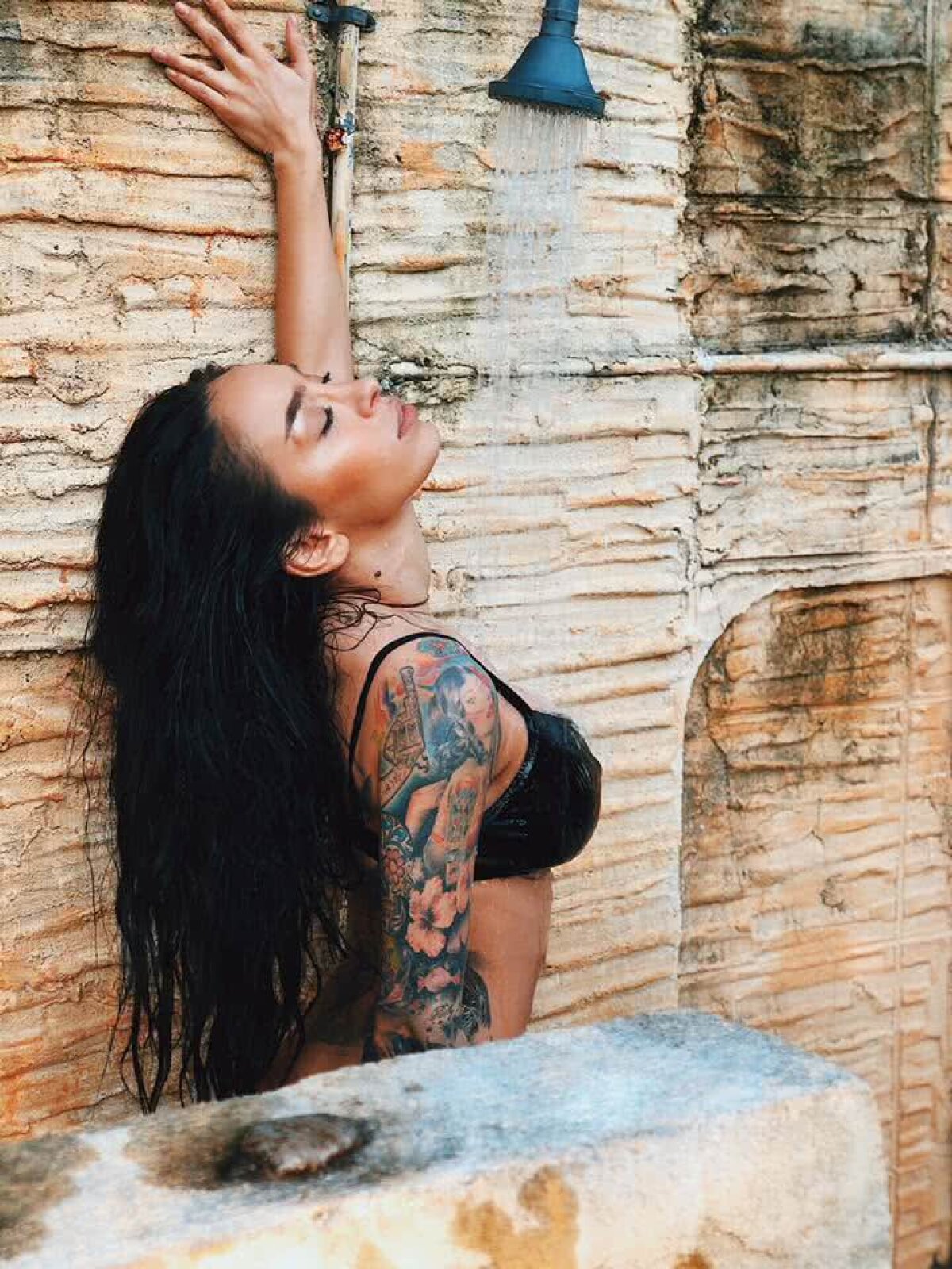 Ruby, GALERIE FOTO INCENDIARĂ! Pictorialul realizat de artista de 30 de ani