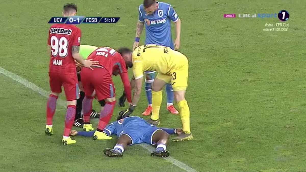 CSU CRAIOVA - FCSB // FOTO Momente horror la CSU Craiova - FCSB! Isaac Donkor s-a prăbușit pe teren
