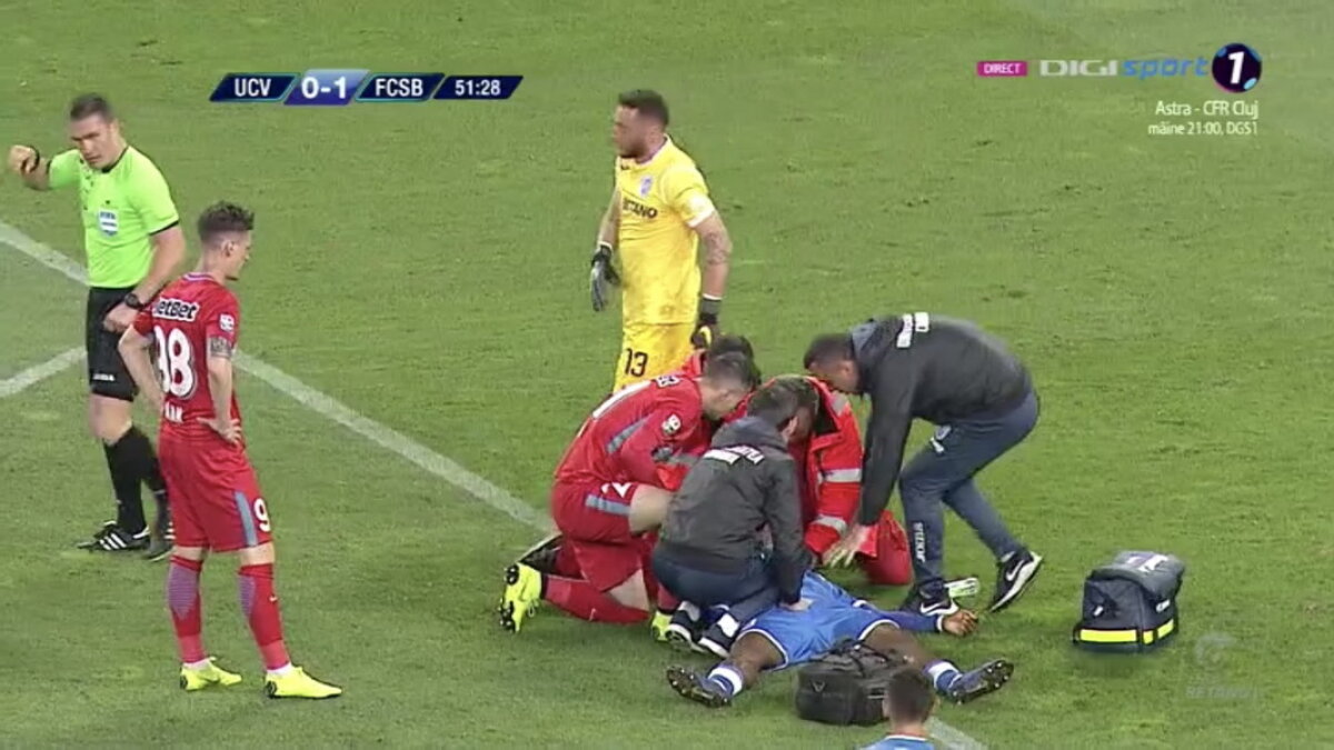 CSU CRAIOVA - FCSB // FOTO Momente horror la CSU Craiova - FCSB! Isaac Donkor s-a prăbușit pe teren