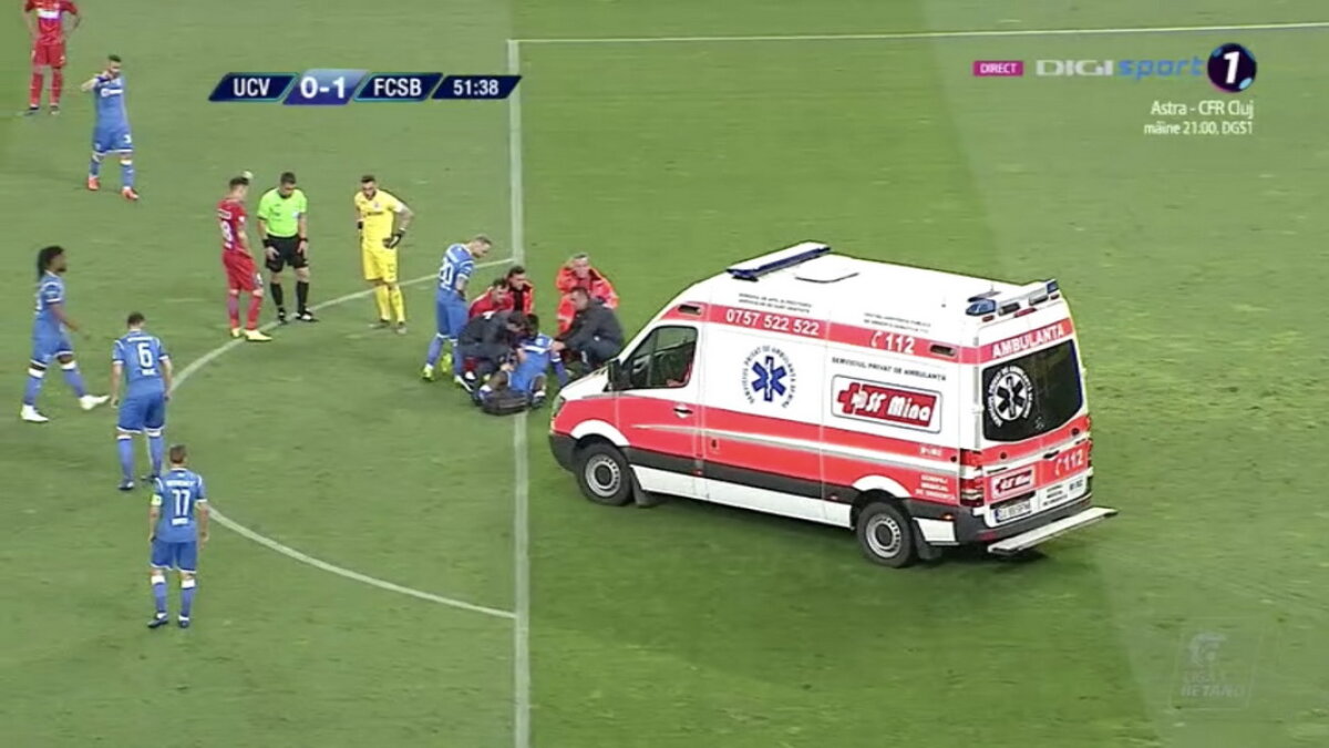 CSU CRAIOVA - FCSB // FOTO Momente horror la CSU Craiova - FCSB! Isaac Donkor s-a prăbușit pe teren