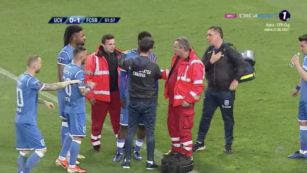CSU CRAIOVA - FCSB // FOTO Momente horror la CSU Craiova - FCSB! Isaac Donkor s-a prăbușit pe teren