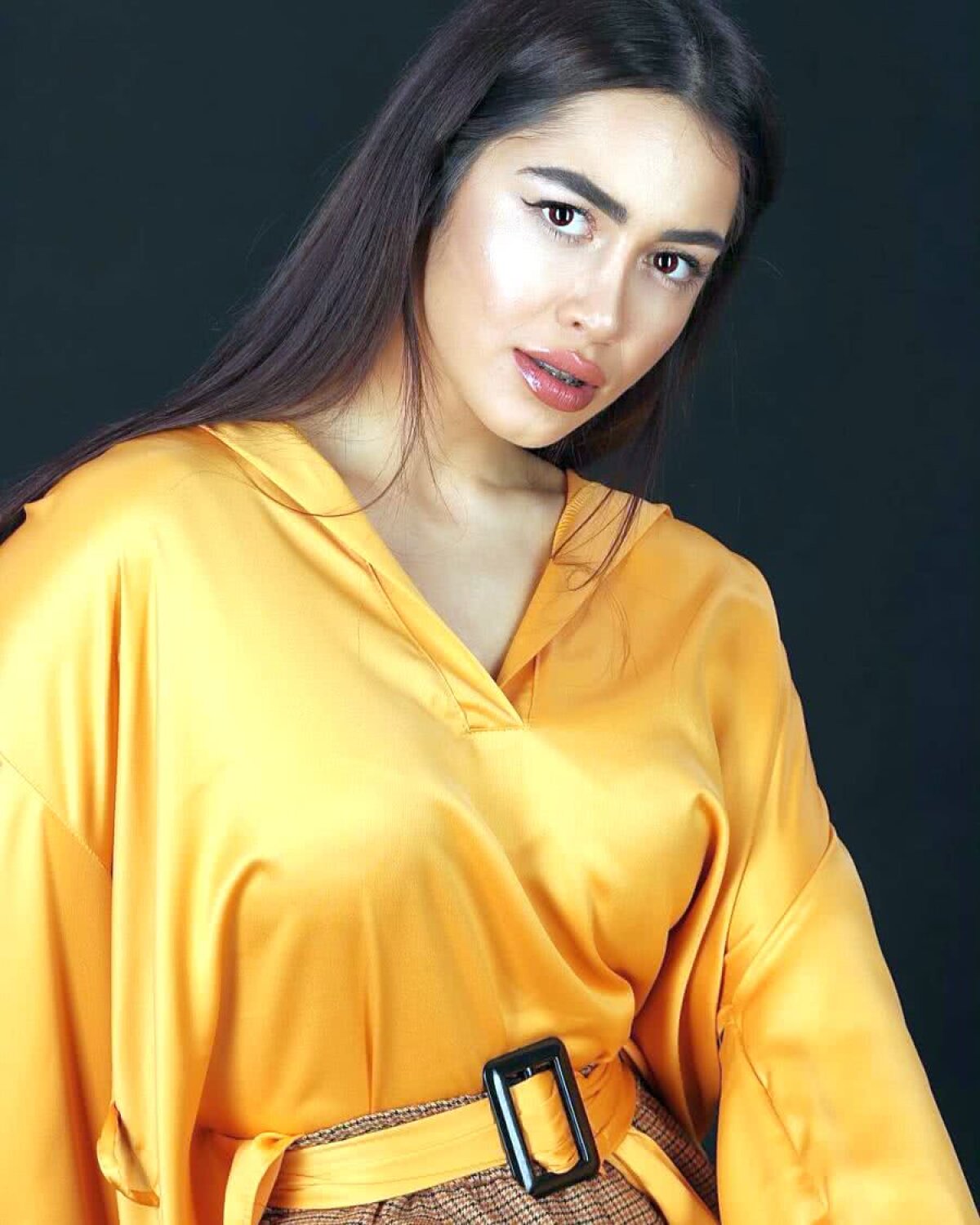 GALERIE FOTO Bianca Mitulețu, iubita lui Sebastian Mladen, de la Viitorul, e pasionată de politică! Se implică activ în alegerile Europarlamentare