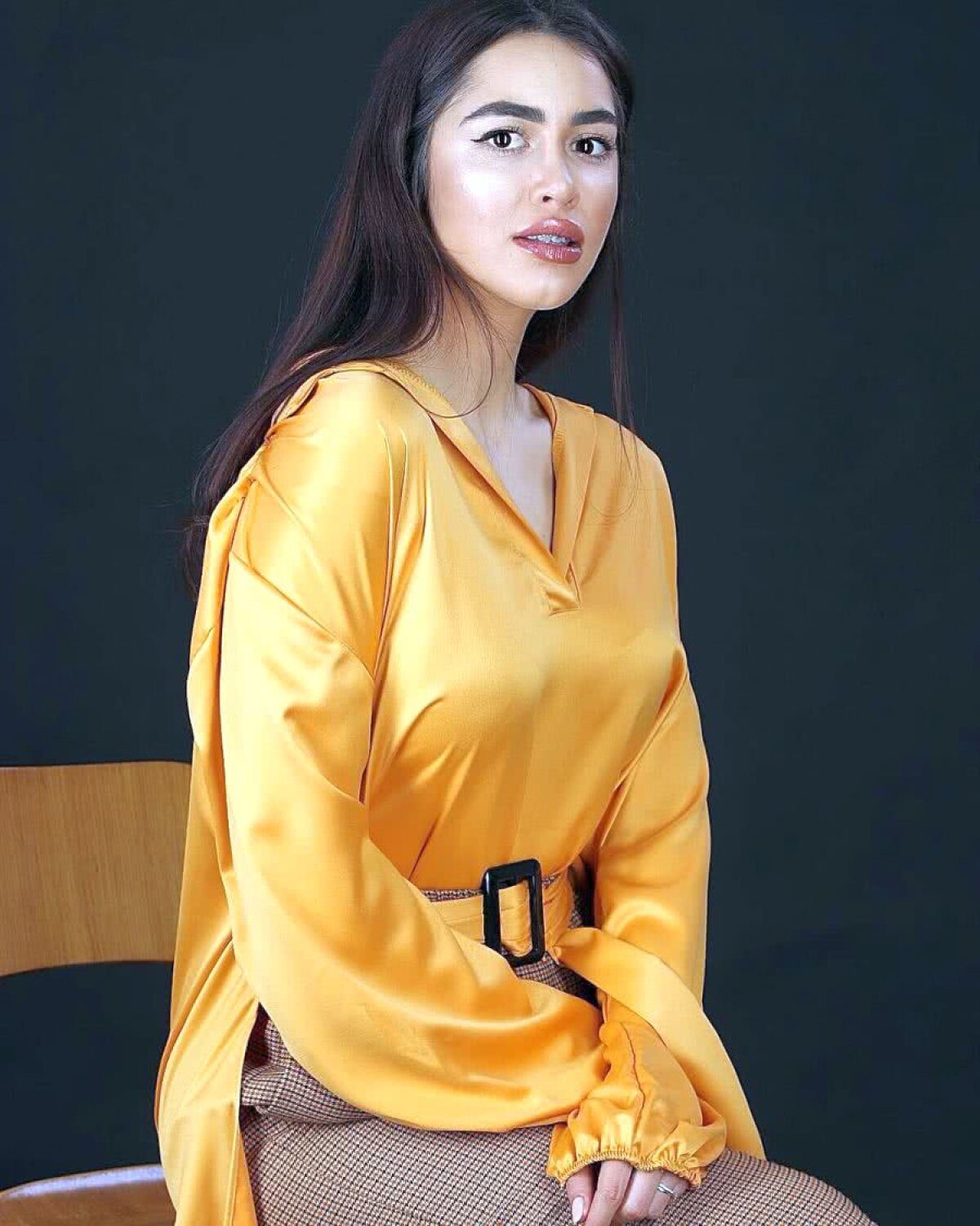 GALERIE FOTO Bianca Mitulețu, iubita lui Sebastian Mladen, de la Viitorul, e pasionată de politică! Se implică activ în alegerile Europarlamentare