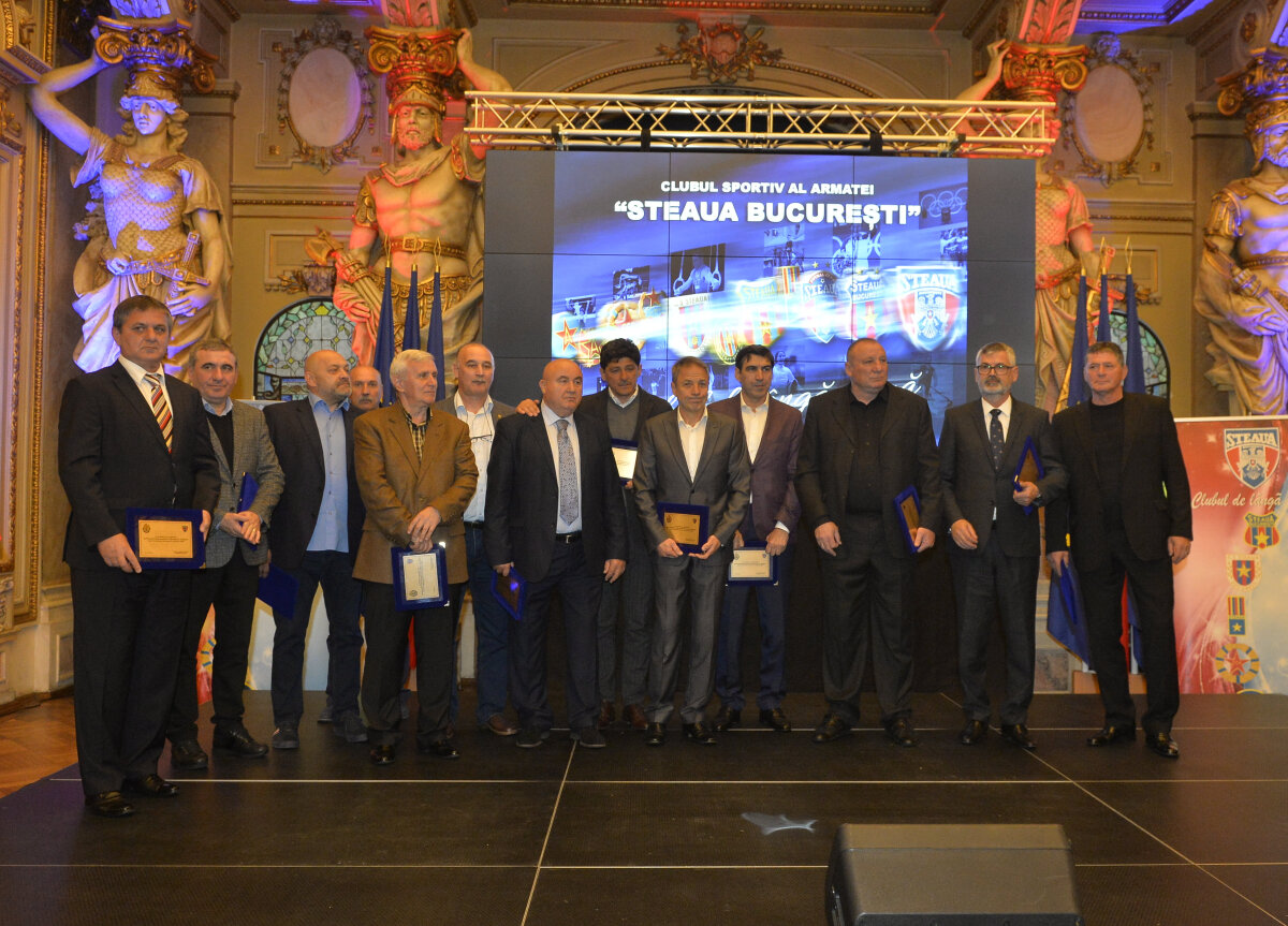 FOTO + VIDEO // CSA Steaua, petrecere old-school la 33 de ani de la câștigarea Cupei Campionilor Europeni » Imagini senzaționale de la Cercul Militar