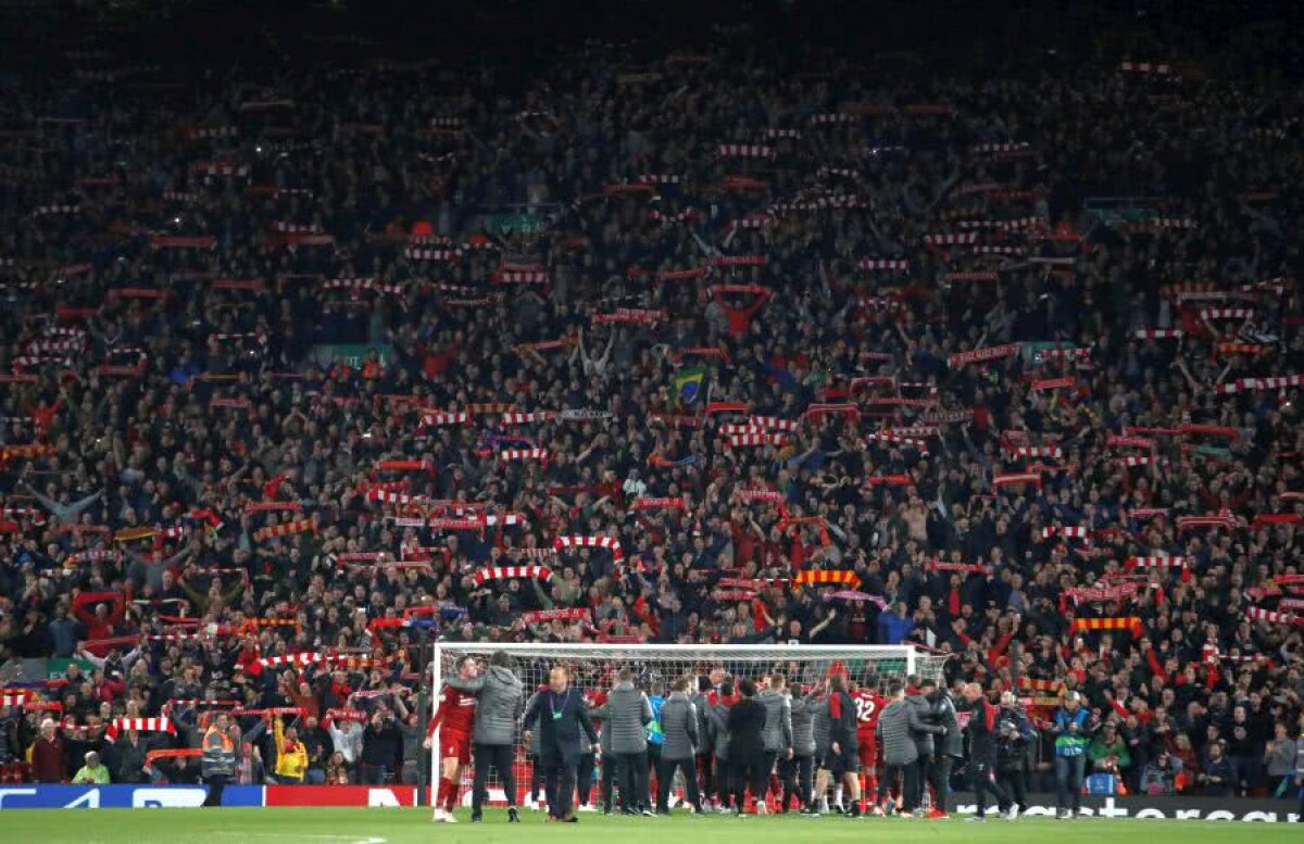 LIVERPOOL - BARCELONA 4-0 (0-3 în tur) // VIDEO Imagini senzaționale pe Anfield Road » Jucătorii și fanii au cântat împreună „You'll never walk alone”