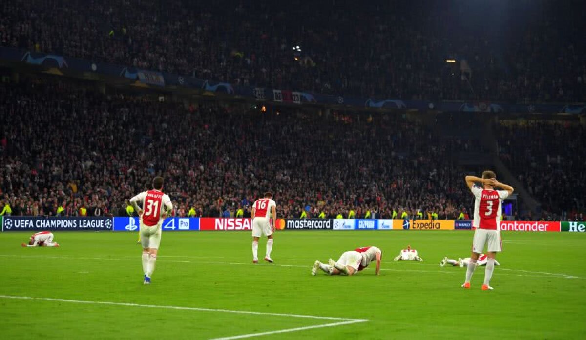 AJAX - TOTTENHAM 2-3 // GALERIE FOTO Imaginile disperării » Jucătorii și suporterii lui Ajax, în genunchi, după 45 de minute de COȘMAR