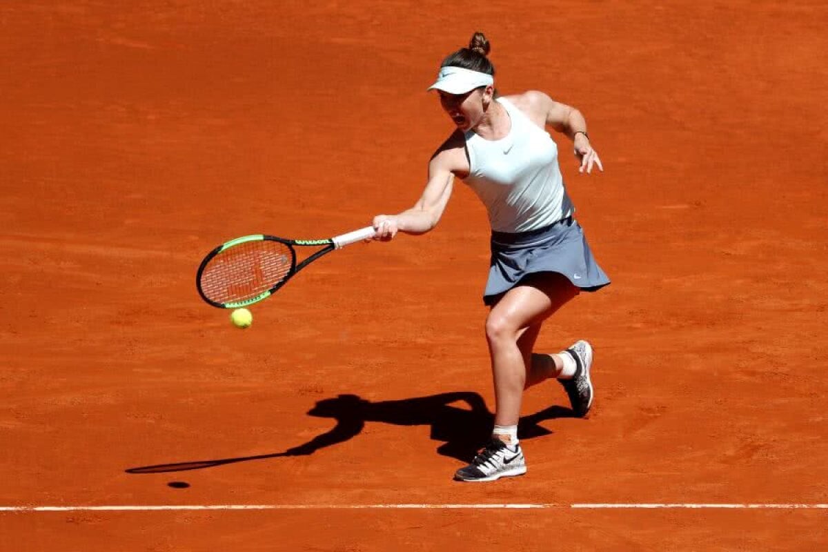 SIMONA HALEP - ASHLEIGH BARTY » VIDEO+FOTO Simona zburdă pe zgura din Madrid! O doboară pe Barty, se califică în semifinale și revine pe locul 2 WTA