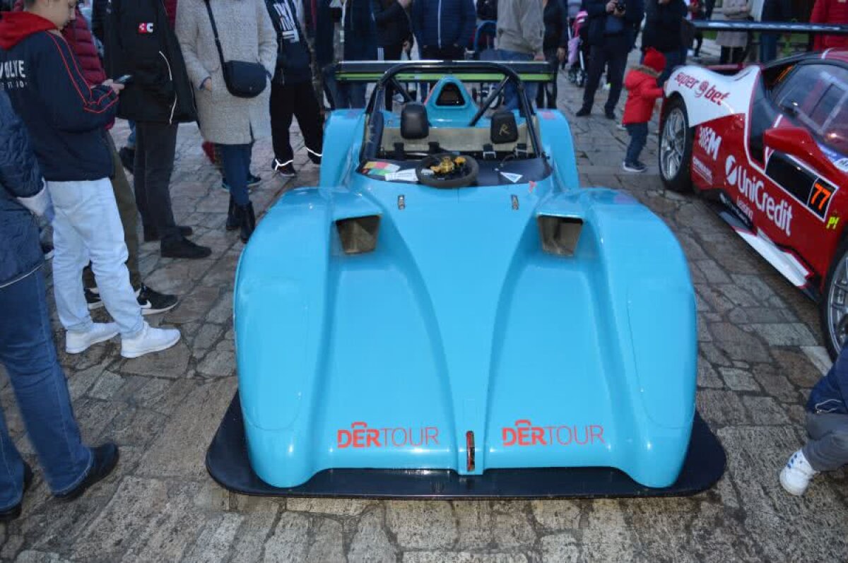 VIDEO + FOTO Dani Oțil a atras toate privirile cu bolidul său Radical SR4 la Campionatul Național de Super Rally!