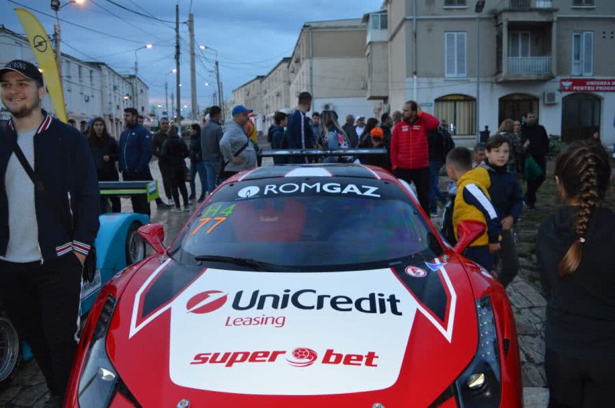 VIDEO+FOTO Mihai Leu, cea mai spectaculoasă aparție la Campionatul Național de Super Rally! Ferrari-ul 458 Challengea fost un magnet pentru fani