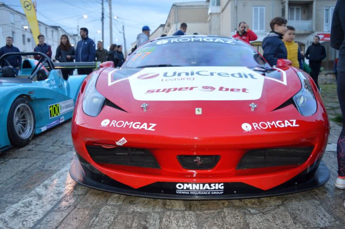 VIDEO+FOTO Mihai Leu, cea mai spectaculoasă aparție la Campionatul Național de Super Rally! Ferrari-ul 458 Challengea fost un magnet pentru fani