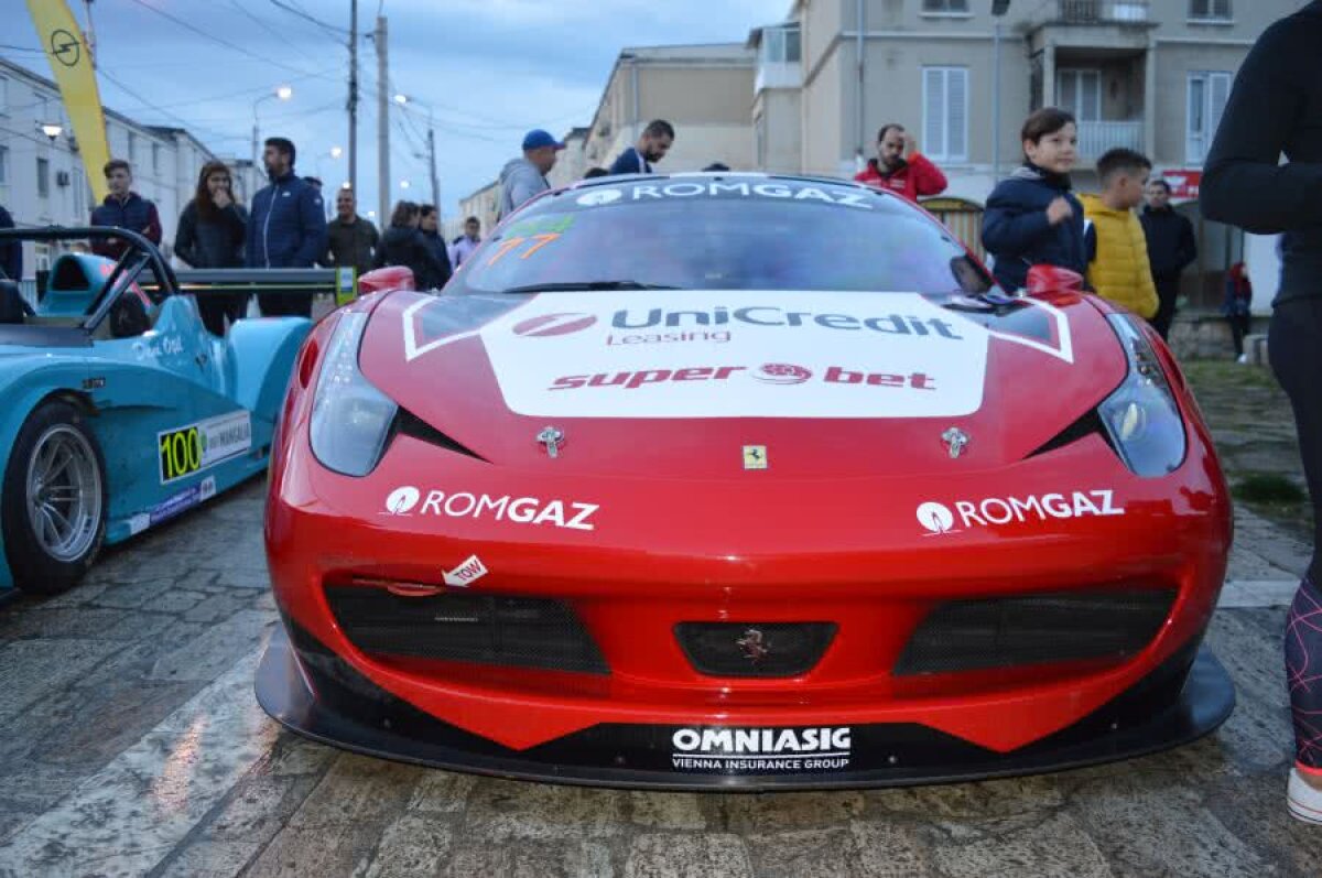 VIDEO+FOTO Mihai Leu, cea mai spectaculoasă aparție la Campionatul Național de Super Rally! Ferrari-ul 458 Challengea fost un magnet pentru fani