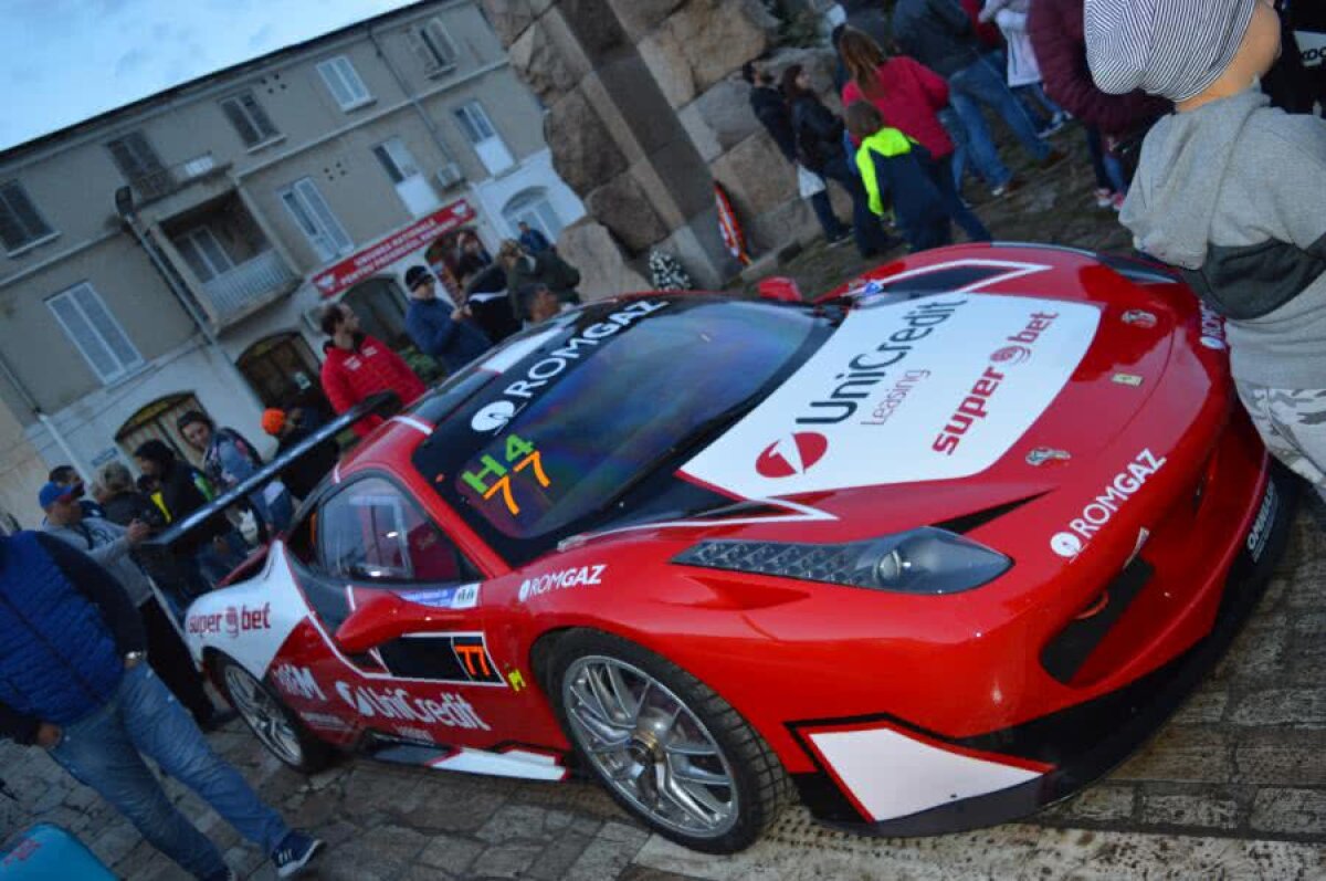 VIDEO+FOTO Mihai Leu, cea mai spectaculoasă aparție la Campionatul Național de Super Rally! Ferrari-ul 458 Challengea fost un magnet pentru fani