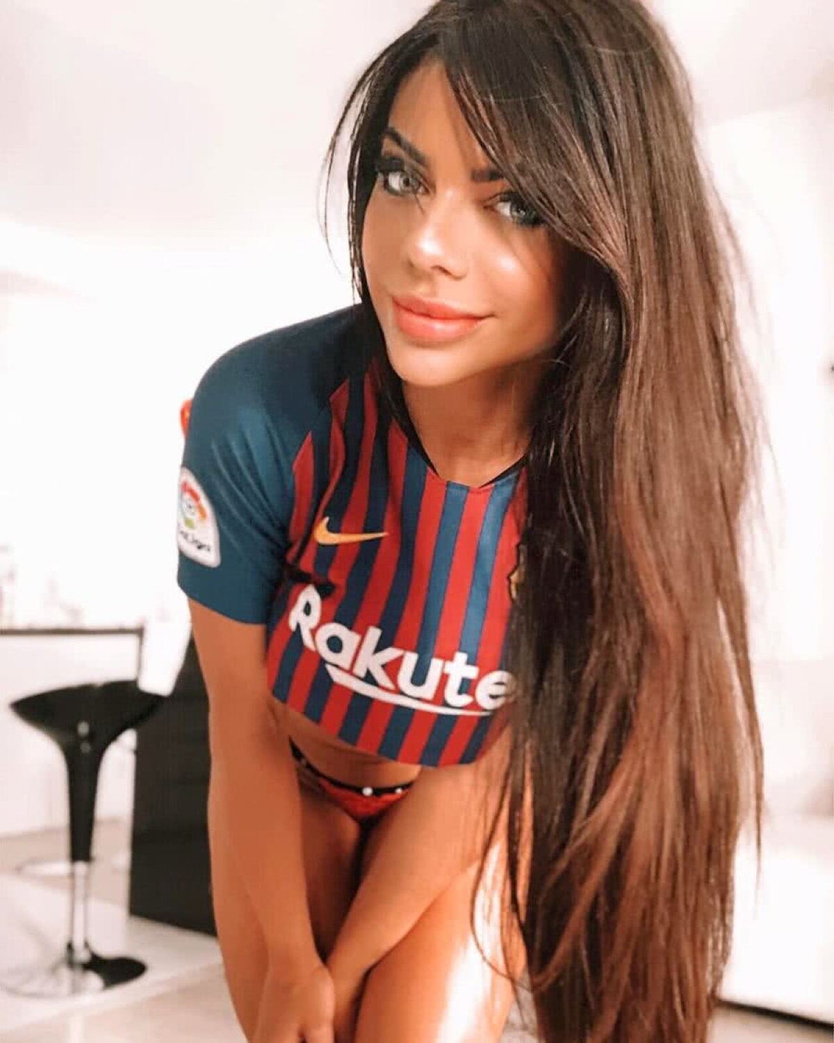 GALERIE FOTO Suzy Cortez și-a dus obsesia pentru Leo Messi la un nou nivel! Ce a convins-o să recurgă la gestul extrem