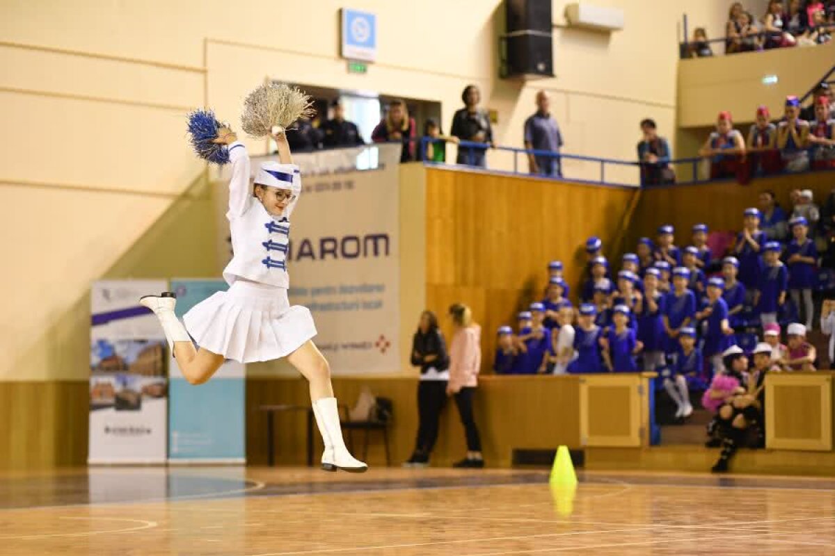 GALERIE FOTO Imagini spectaculoase de la Campionatul Național de Majorete și Cheerleading, care se desfășoară astăzi la Cluj