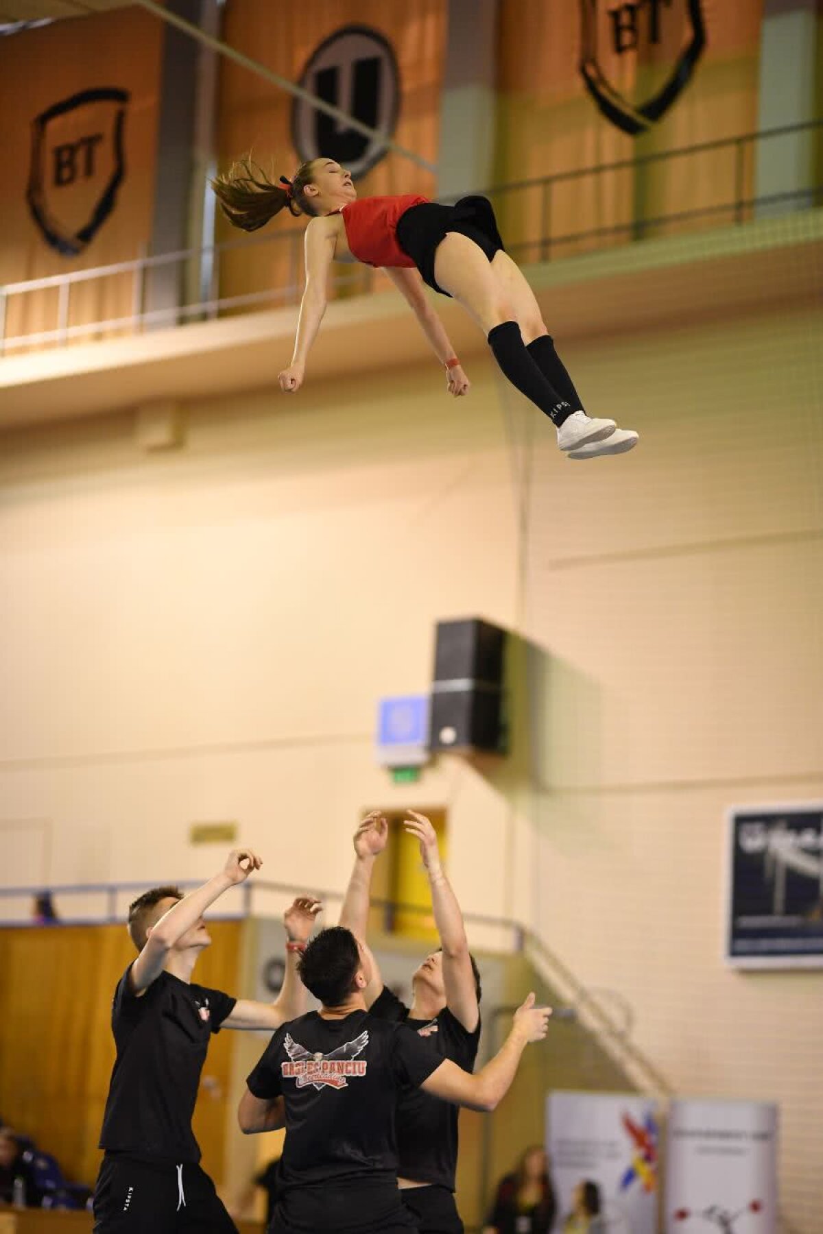 GALERIE FOTO Imagini spectaculoase de la Campionatul Național de Majorete și Cheerleading, care se desfășoară astăzi la Cluj