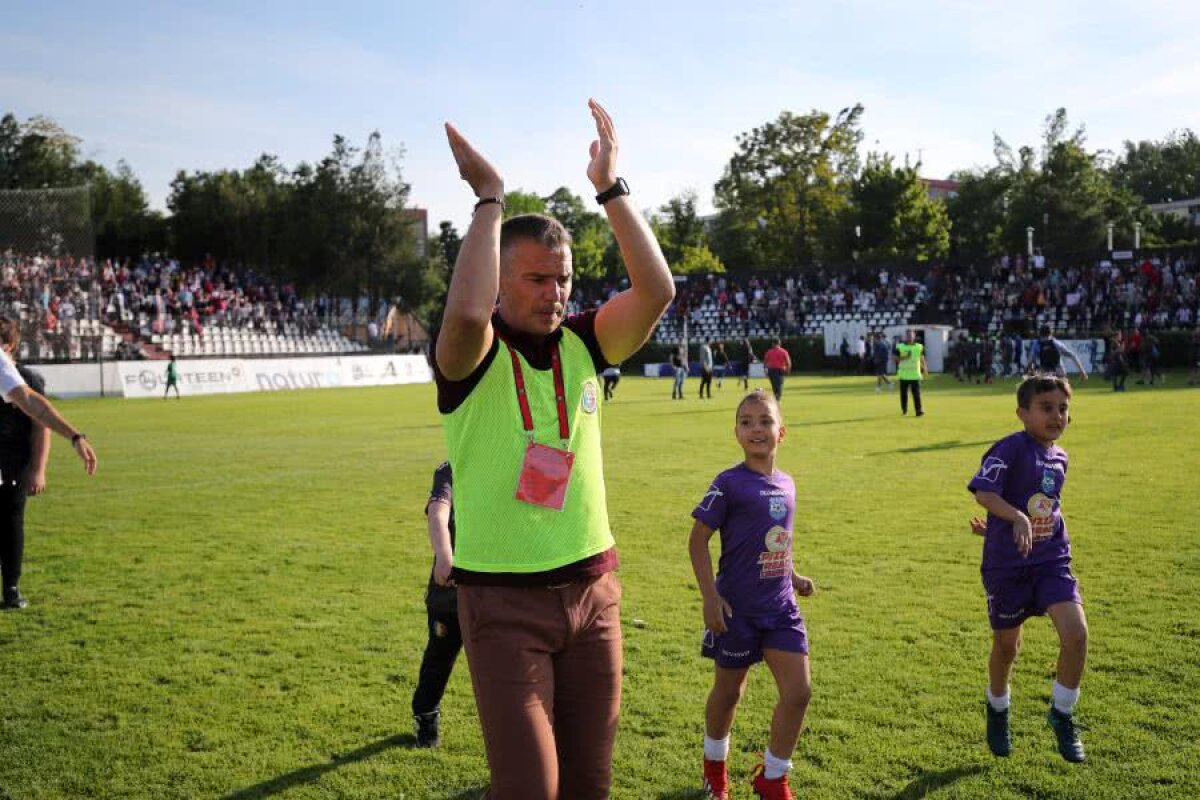 RAPID - UNIREA SLOBOZIA 3-0 // FOTO Rapid a promovat în Liga 2! Giuleștenii au făcut spectacol în fața a 8.000 de spectatori