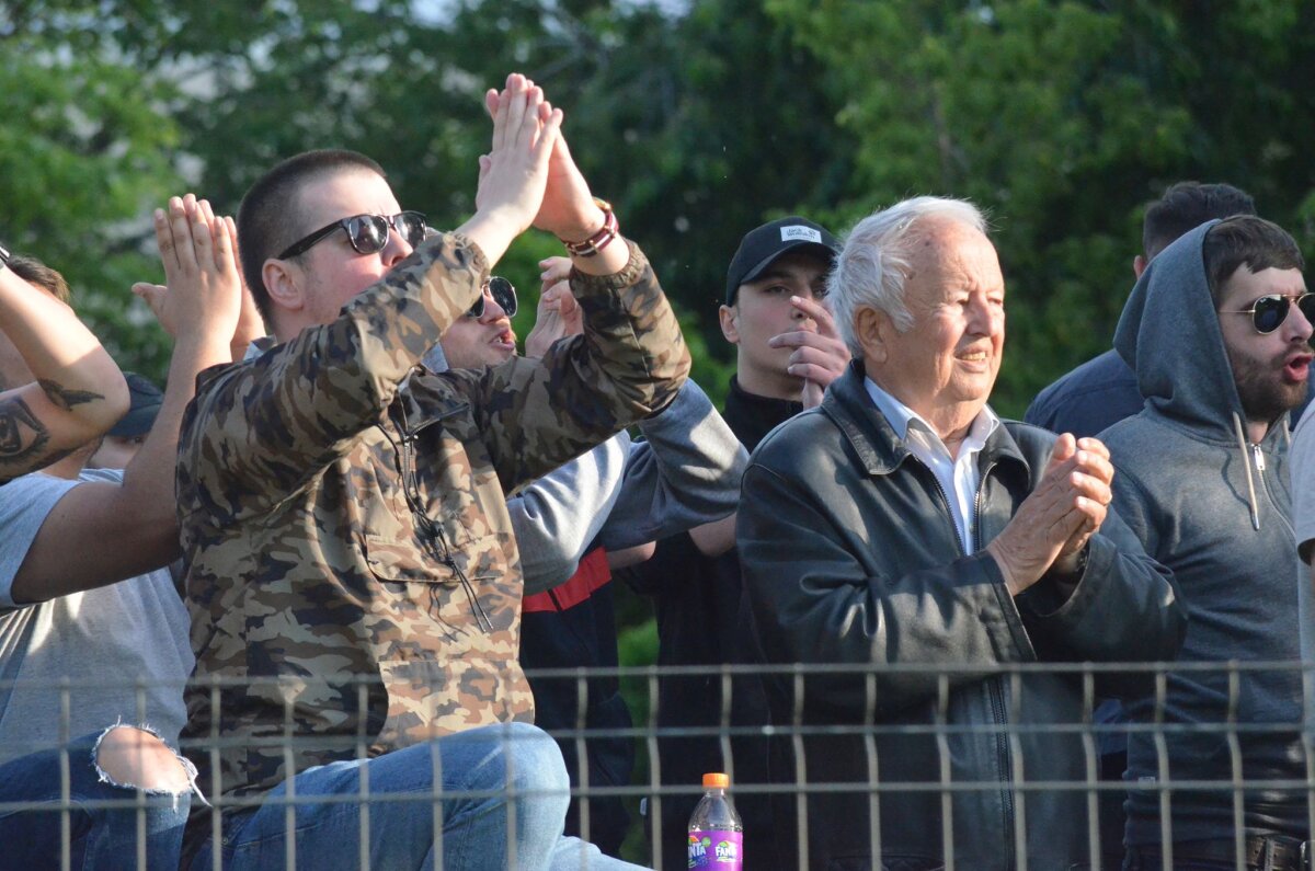 VIDEO+FOTO ACS Rapid Frumoșii Nebuni ai Giuleștiului a promovat în Liga 4! O altă entitate care susține că e continuatoarea Rapidului va lupta anul viitor pentru Liga 3