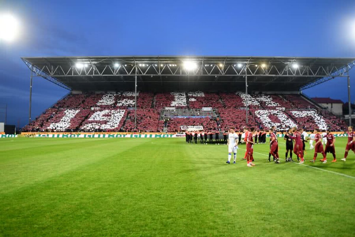 FOTO Scenografie spectaculoasă a suporterilor lui CFR Cluj » Eugen Neagoe n-a vrut să ia parte la realizarea ei + Oltenii cer egalul