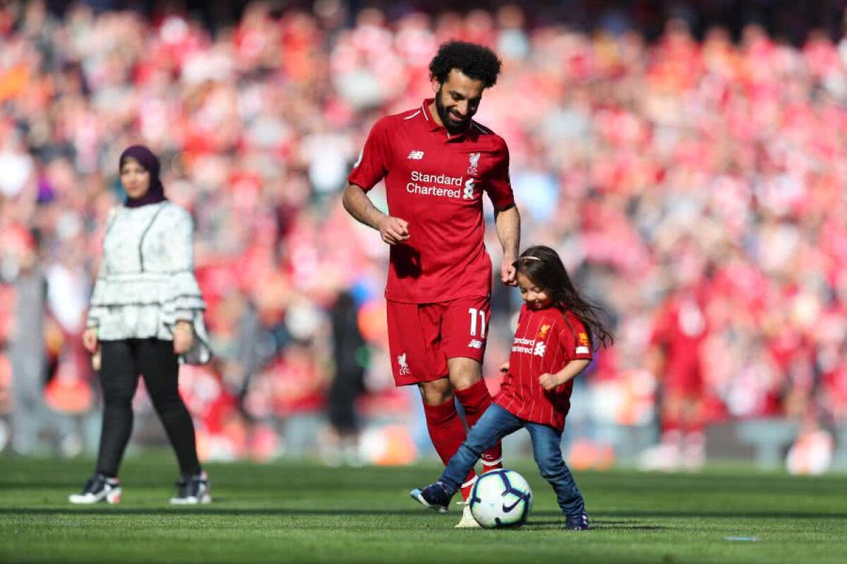 VIDEO+FOTO Moment superb pe Anfield! Makka, fetița lui Salah, a făcut senzație în fața fanilor lui Liverpool