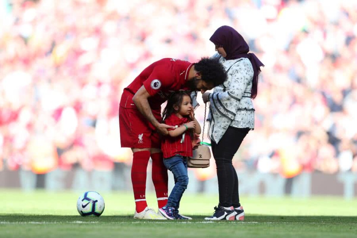 VIDEO+FOTO Moment superb pe Anfield! Makka, fetița lui Salah, a făcut senzație în fața fanilor lui Liverpool