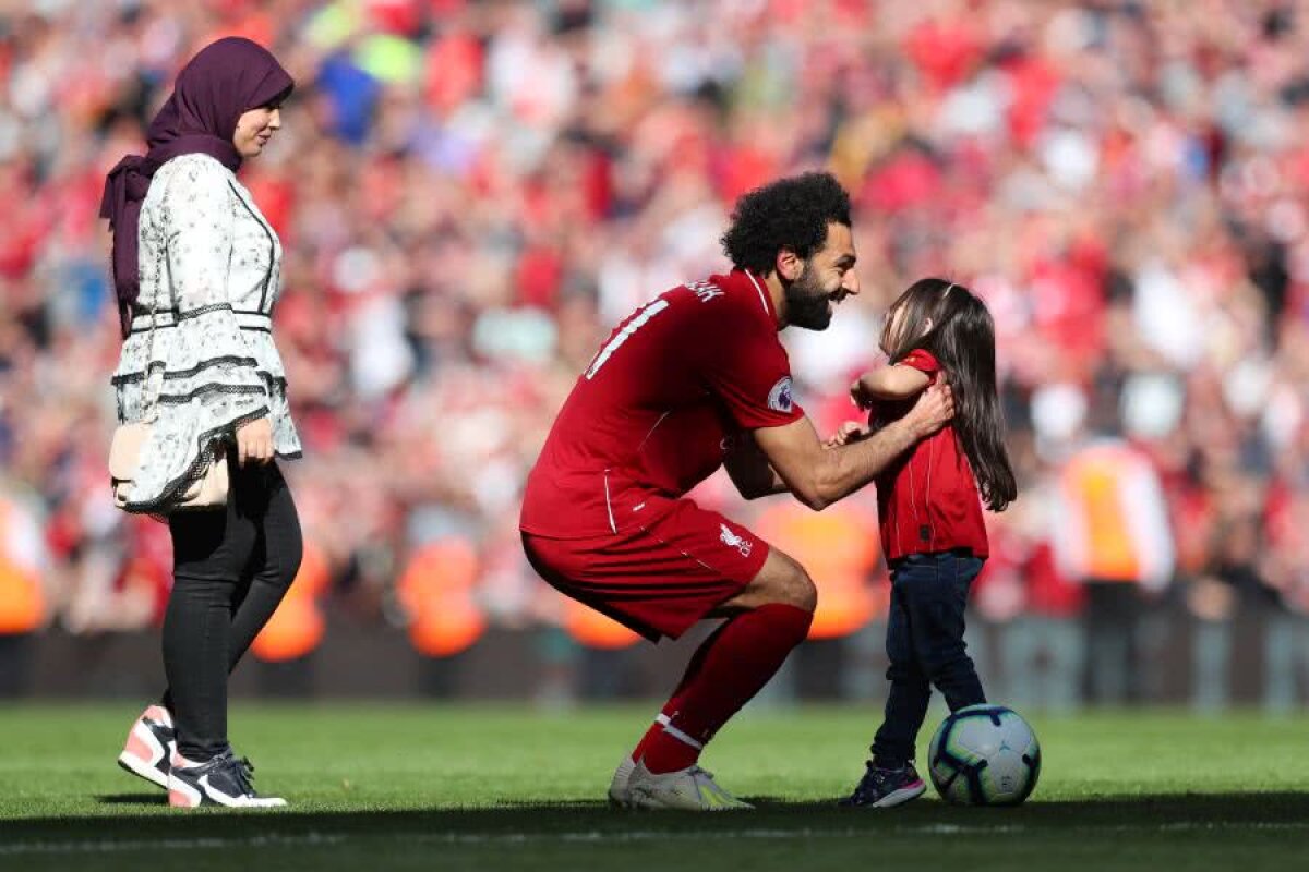 VIDEO+FOTO Moment superb pe Anfield! Makka, fetița lui Salah, a făcut senzație în fața fanilor lui Liverpool