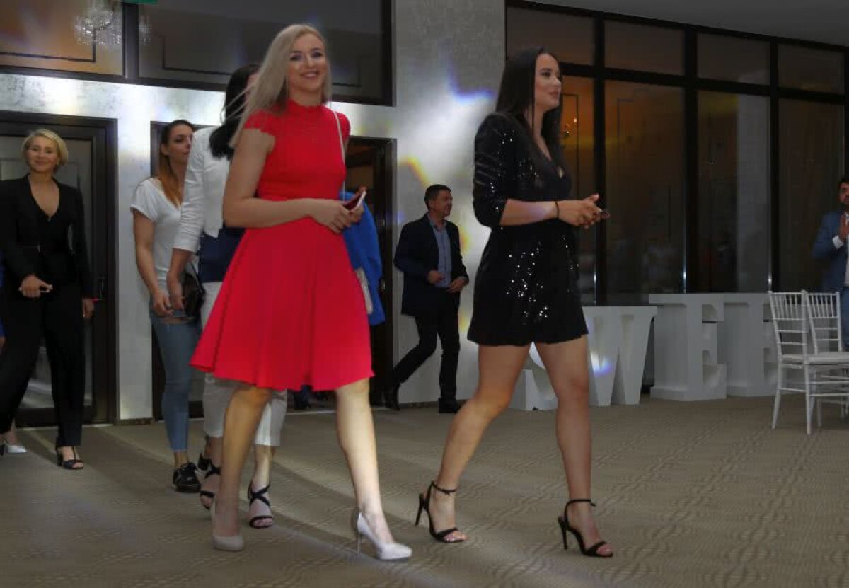 FOTO Defilarea campioanelor » Handbalistele de la SCM Râmnicu Vâlcea, supersexy la petrecerea de titlu