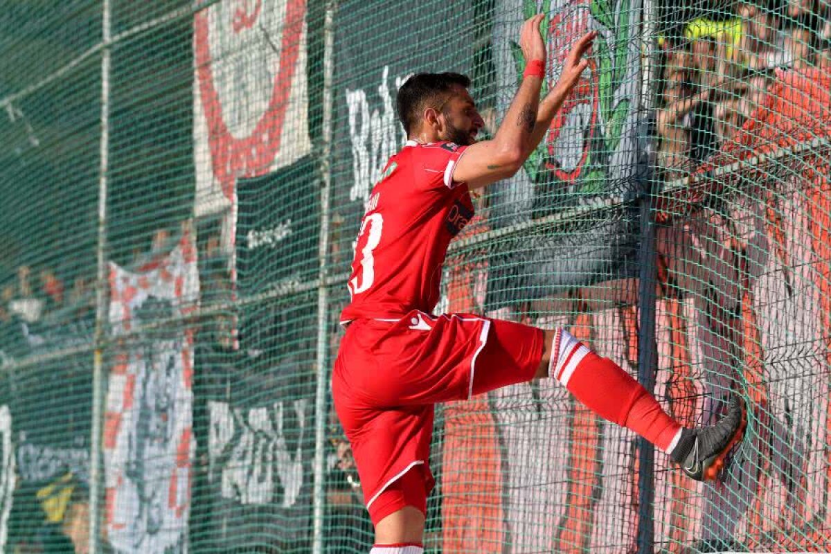 CHIAJNA - DINAMO 0-2 // FOTO + VIDEO Dinamo câștigă fără probleme la Chiajna și urcă pe primul loc în play-out! Ilfovenii sunt cu un pas în liga secundă