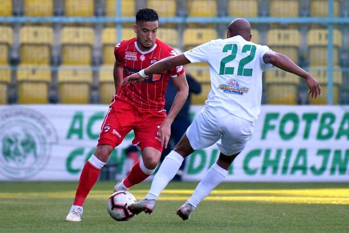 CHIAJNA - DINAMO 0-2 // FOTO + VIDEO Dinamo câștigă fără probleme la Chiajna și urcă pe primul loc în play-out! Ilfovenii sunt cu un pas în liga secundă
