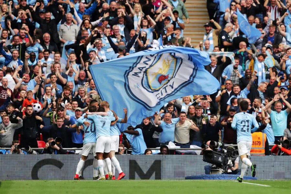 MANCHESTER CITY - WATFORD 6-0 // FOTO Game, set, Guardiola! Mașinăria de fotbal a lui Pep a luat și Cupa Angliei, după 6-0 în finala cu Watford!