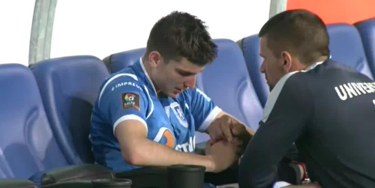 CSU CRAIOVA - VIITORUL 1-2 // FOTO Seară de coșmar pentru Valentin Mihăilă » Tânărul fotbalist al lui CSU Craiova nu s-a putut opri din plâns după autogol