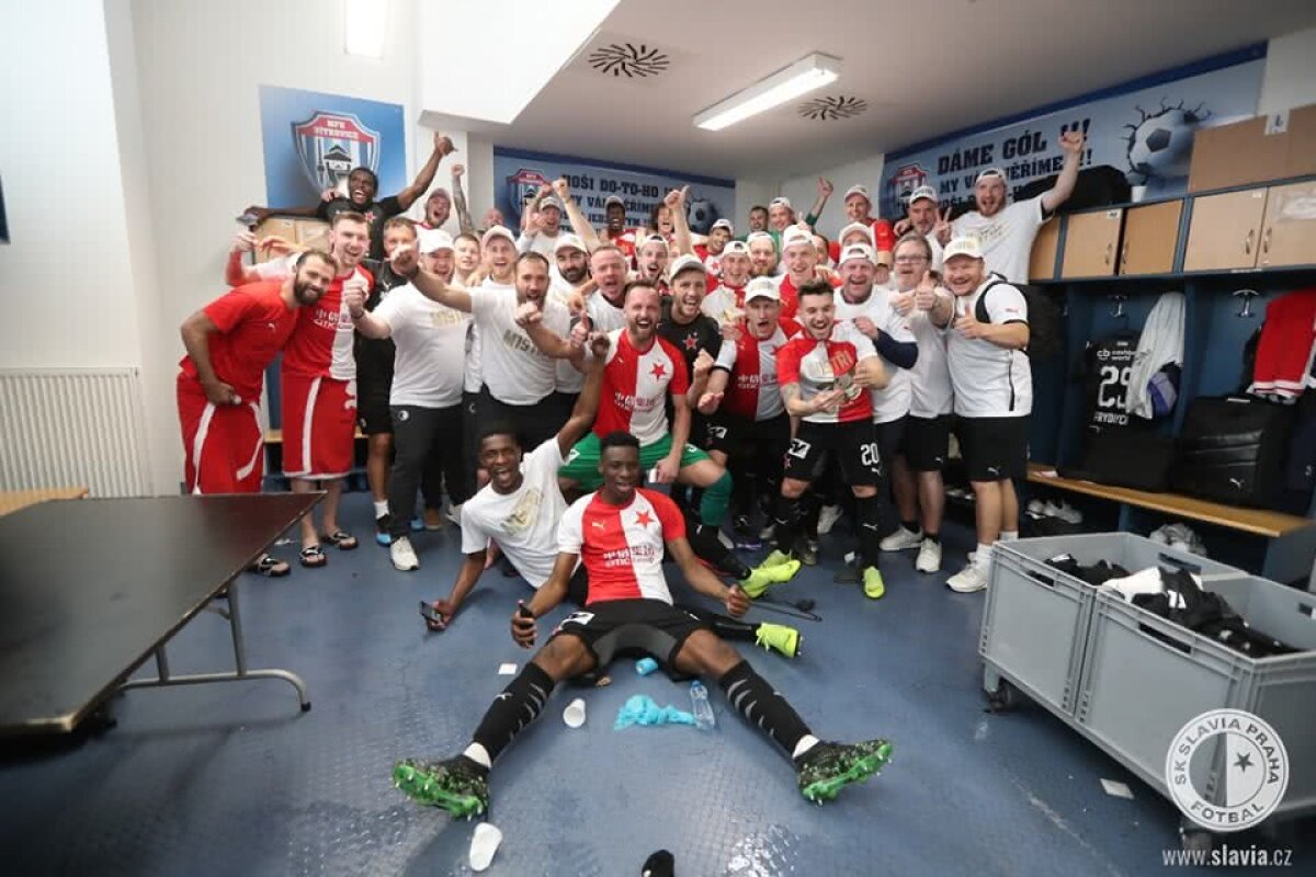 VIDEO + FOTO Alex Băluță a câștigat titlul de campion în Cehia cu Slavia Praga!