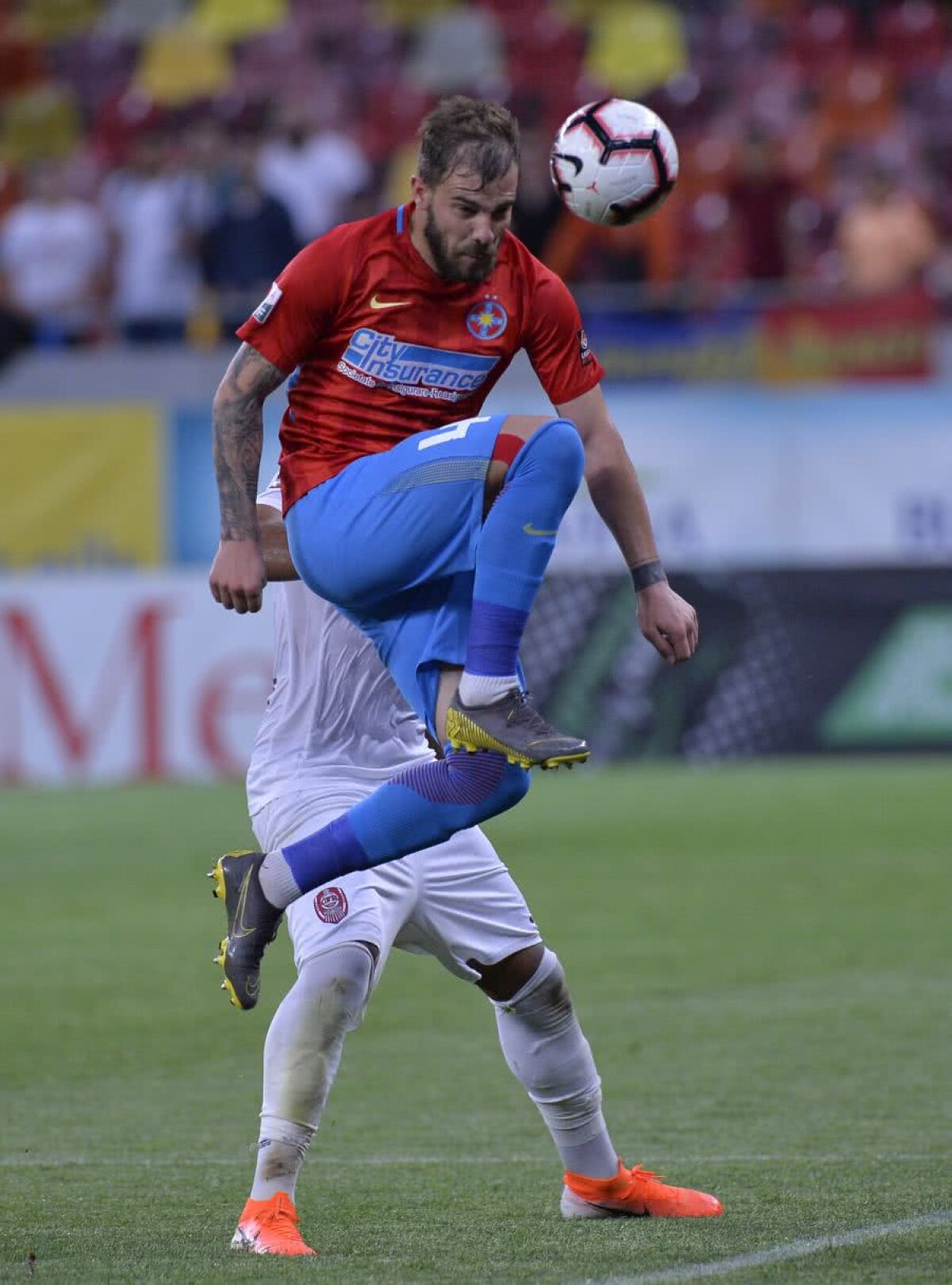 FCSB - CFR CLUJ 1-0 // FOTO + VIDEO Obrigado, Teixeira! Veteranul roș-albastru a tranșat derby-ul fără miză de pe Arena Națională printr-o „foarfecă” de senzație