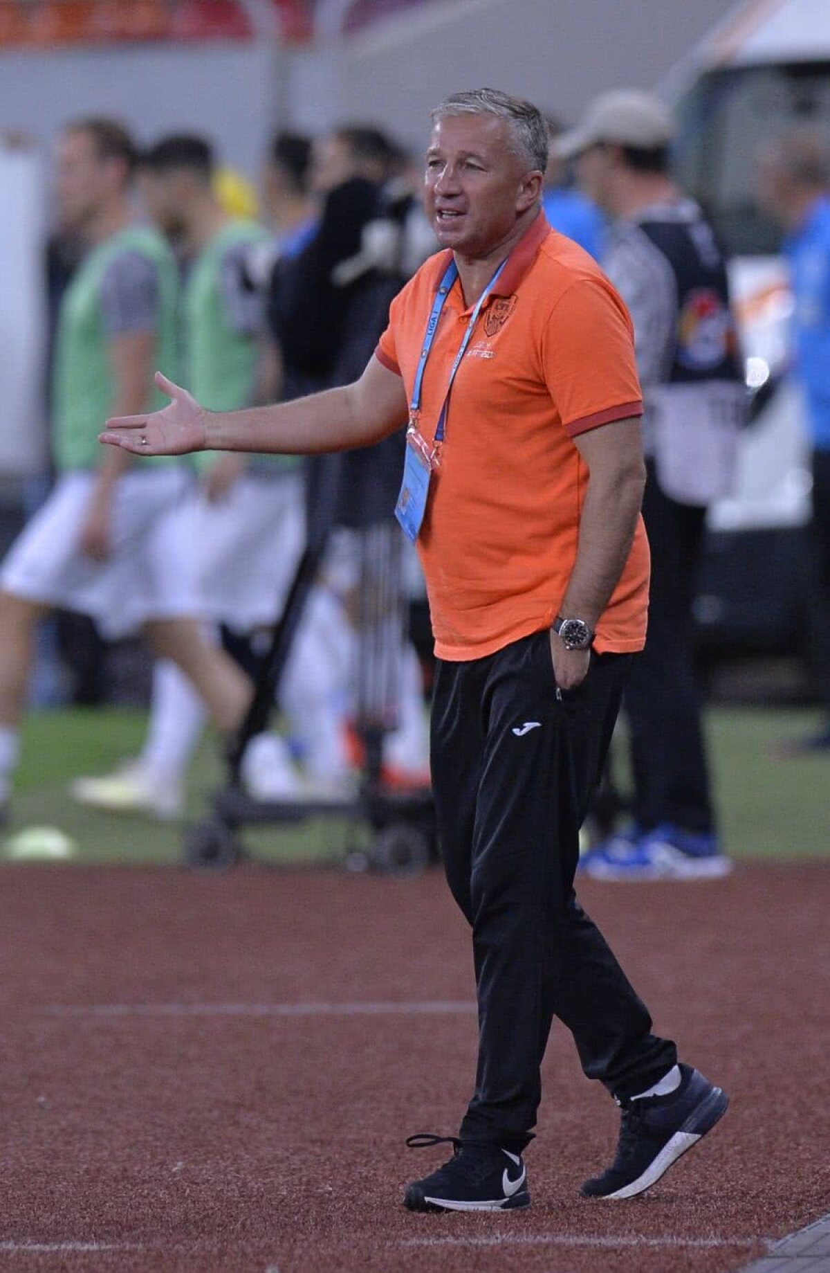 FCSB - CFR CLUJ 1-0 // FOTO + VIDEO Obrigado, Teixeira! Veteranul roș-albastru a tranșat derby-ul fără miză de pe Arena Națională printr-o „foarfecă” de senzație